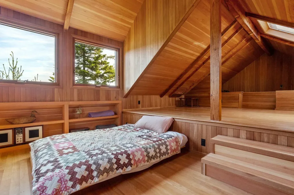 52 Starboard Rock Road Vinalhaven ME 04863