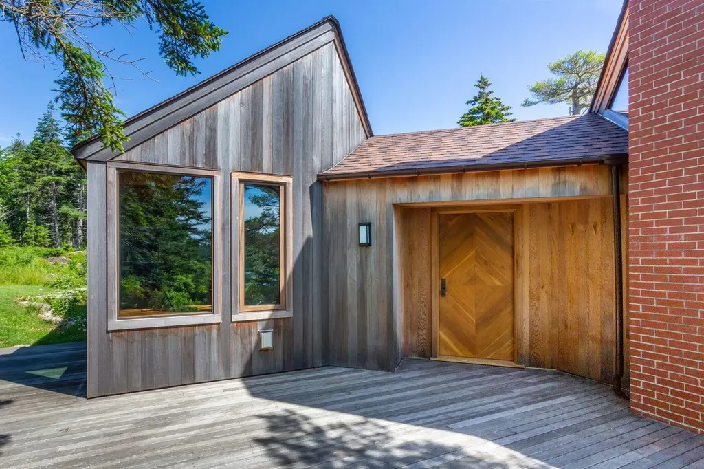 52 Starboard Rock Road Vinalhaven ME 04863