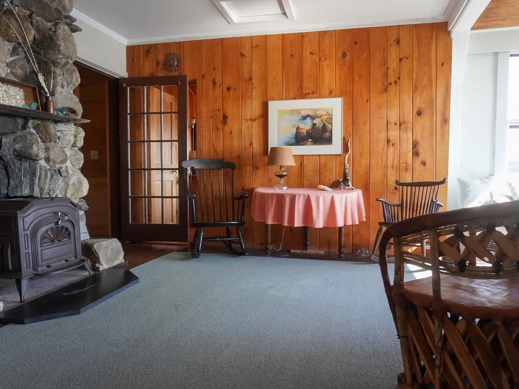 32 Lichen Lane Blue Hill ME 04614