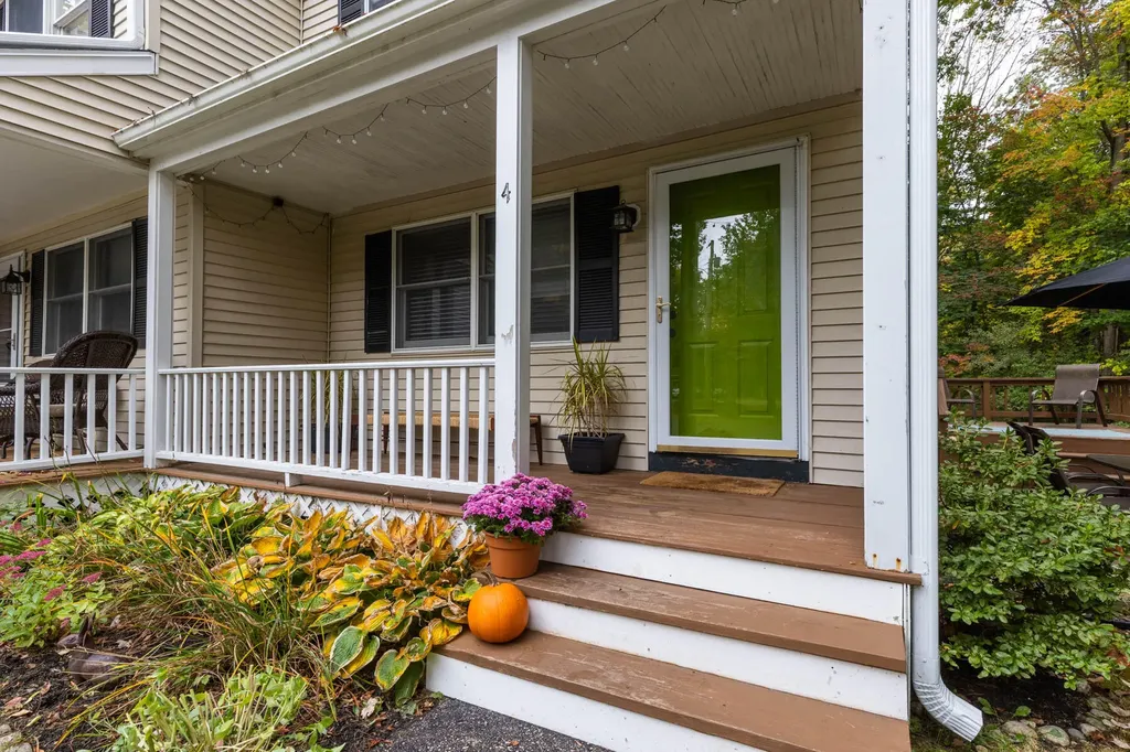 11 Patriots Lane Eliot ME 03903