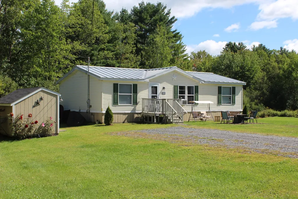 107 Cemetery Street Vassalboro ME 04989