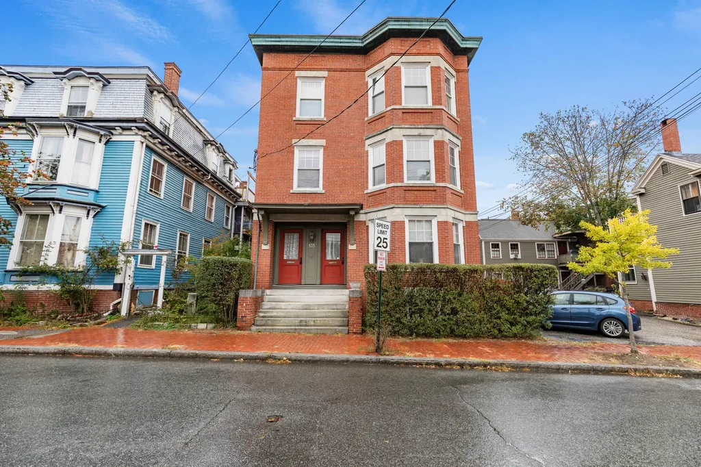 135 Brackett Street Portland ME 04102