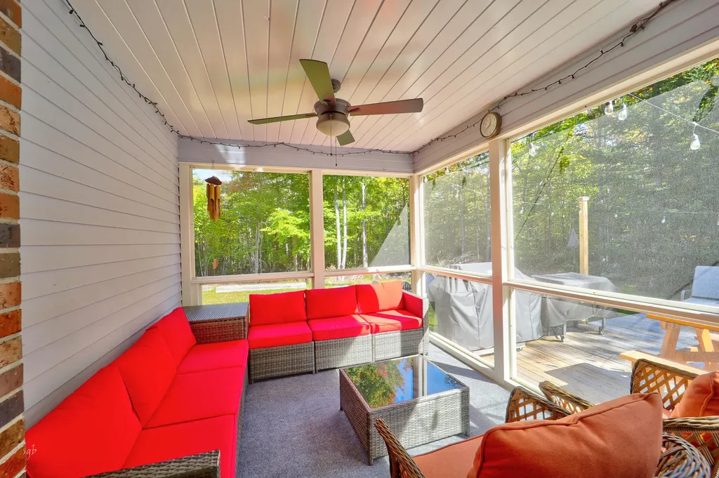 26 Larnus Hill Lane Blue Hill ME 04614