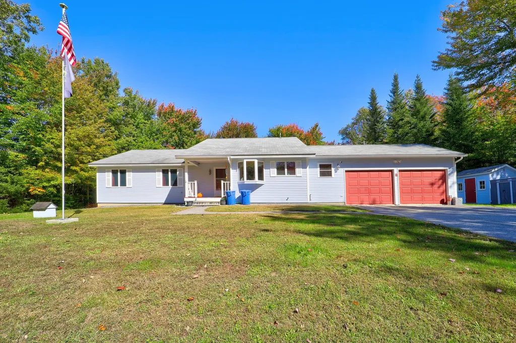 26 Larnus Hill Lane Blue Hill ME 04614