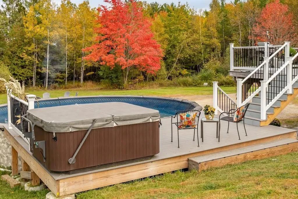 597 Hudson Road Glenburn ME 04401