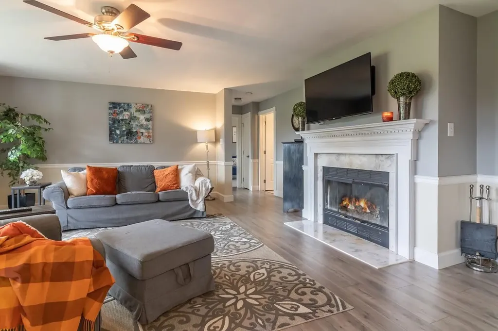 597 Hudson Road Glenburn ME 04401