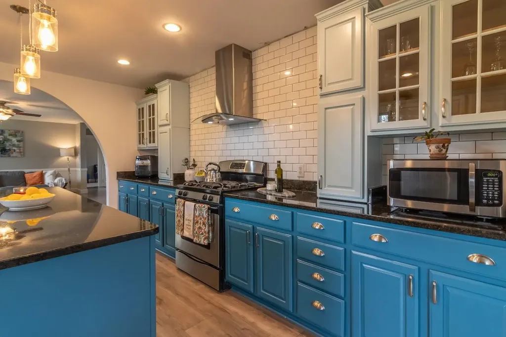 597 Hudson Road Glenburn ME 04401