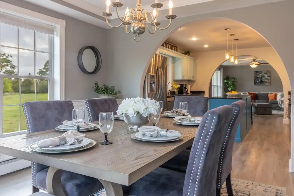 597 Hudson Road Glenburn ME 04401