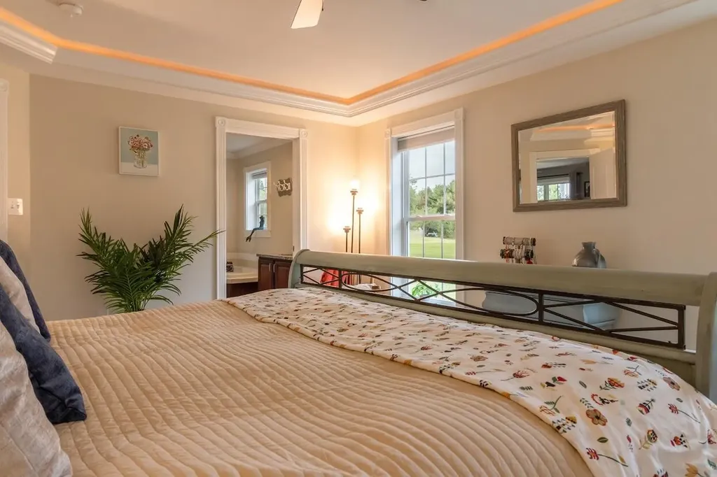 597 Hudson Road Glenburn ME 04401