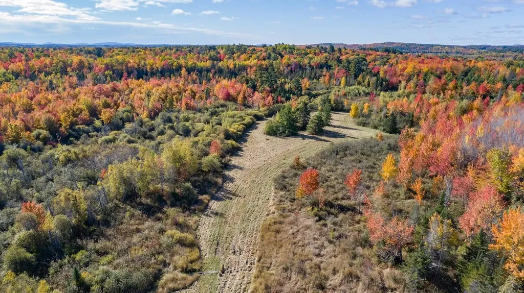 597 Hudson Road Glenburn ME 04401