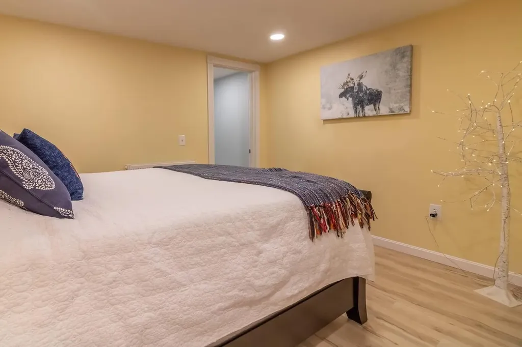 597 Hudson Road Glenburn ME 04401