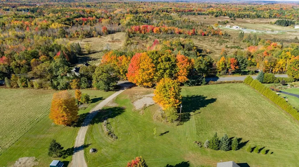 597 Hudson Road Glenburn ME 04401