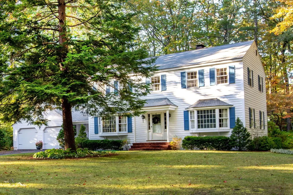 22 Richards Drive Brunswick ME 04011
