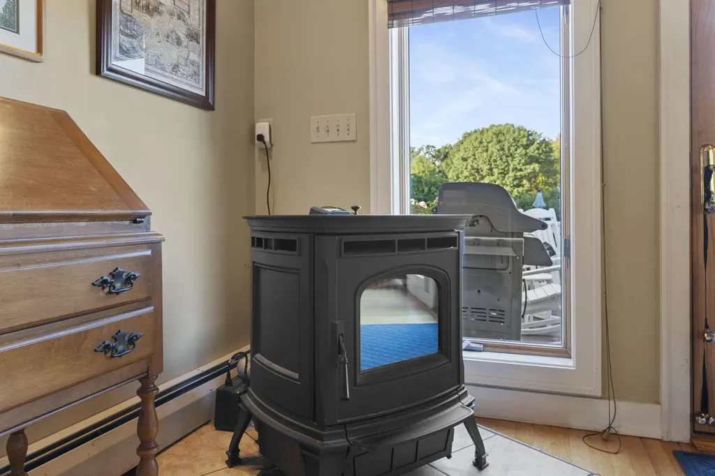 219 Black Point Road Scarborough ME 04074