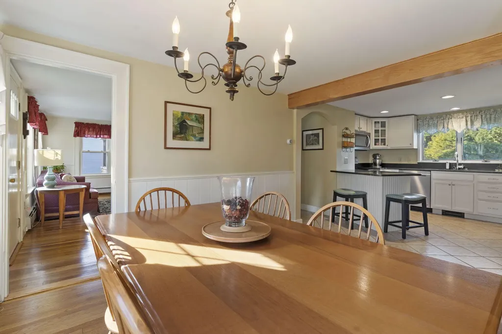 219 Black Point Road Scarborough ME 04074