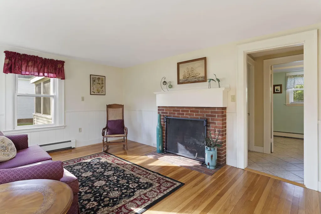 219 Black Point Road Scarborough ME 04074