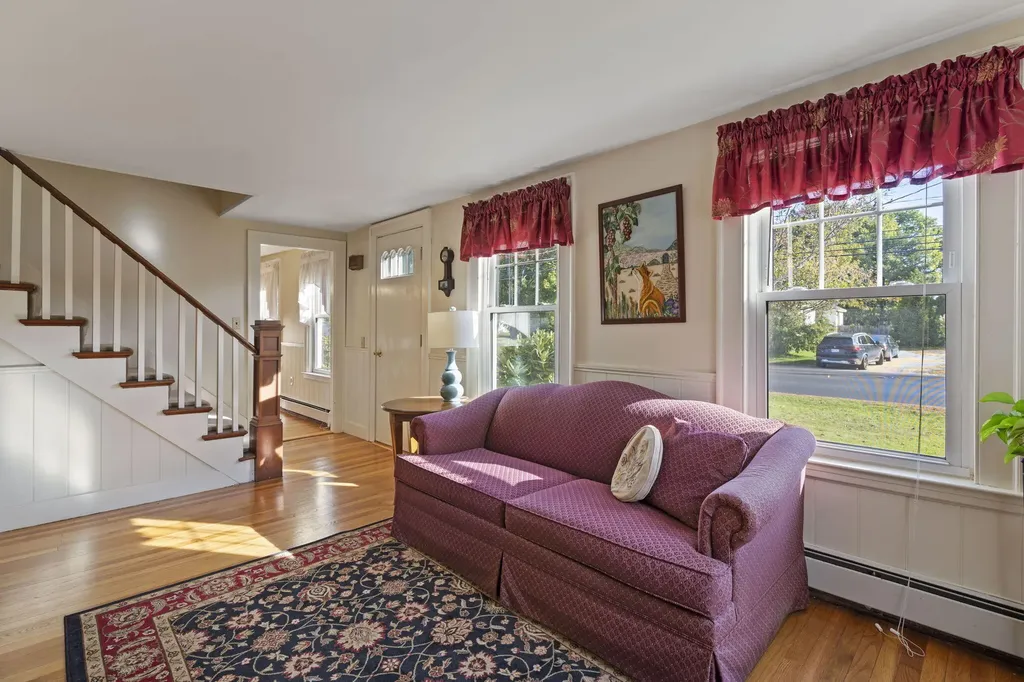 219 Black Point Road Scarborough ME 04074