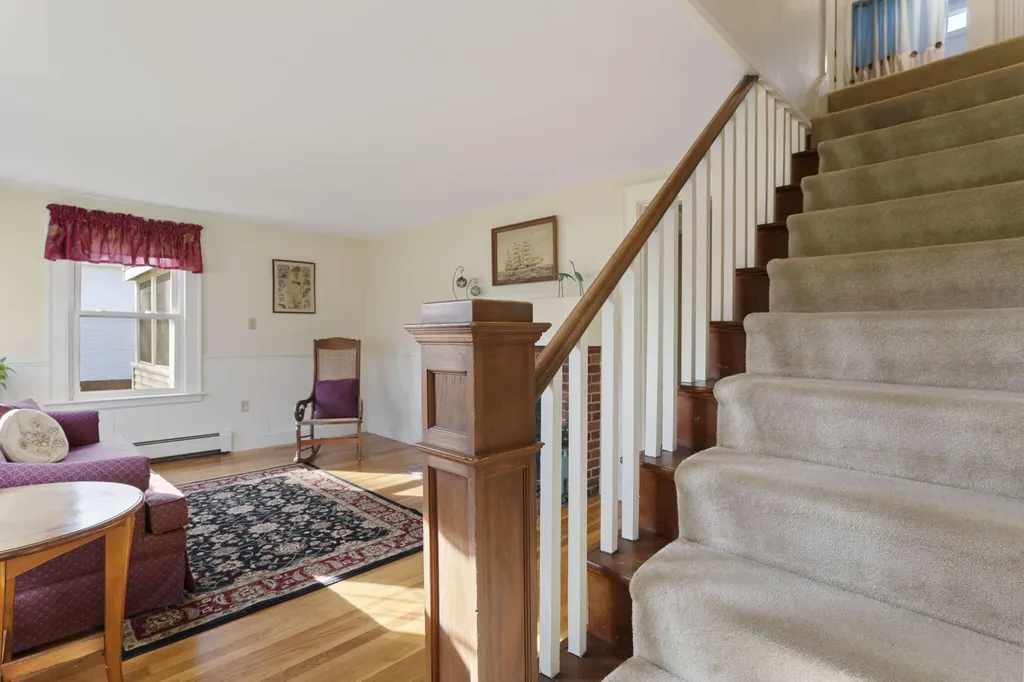 219 Black Point Road Scarborough ME 04074
