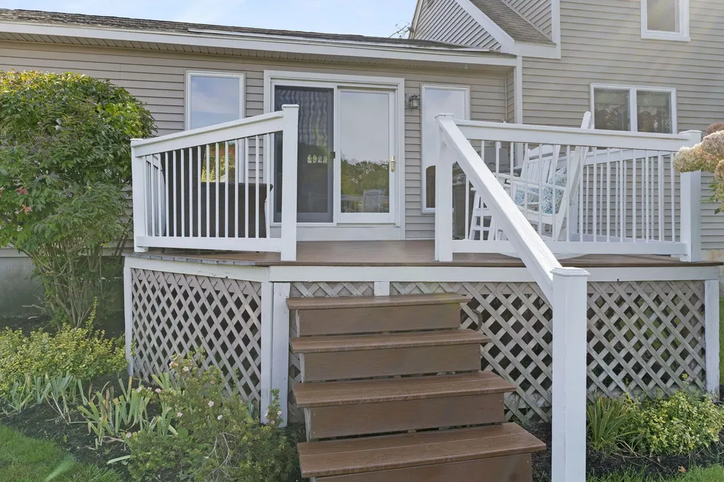 219 Black Point Road Scarborough ME 04074