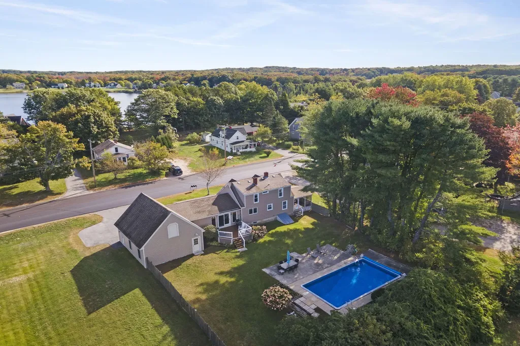 219 Black Point Road Scarborough ME 04074