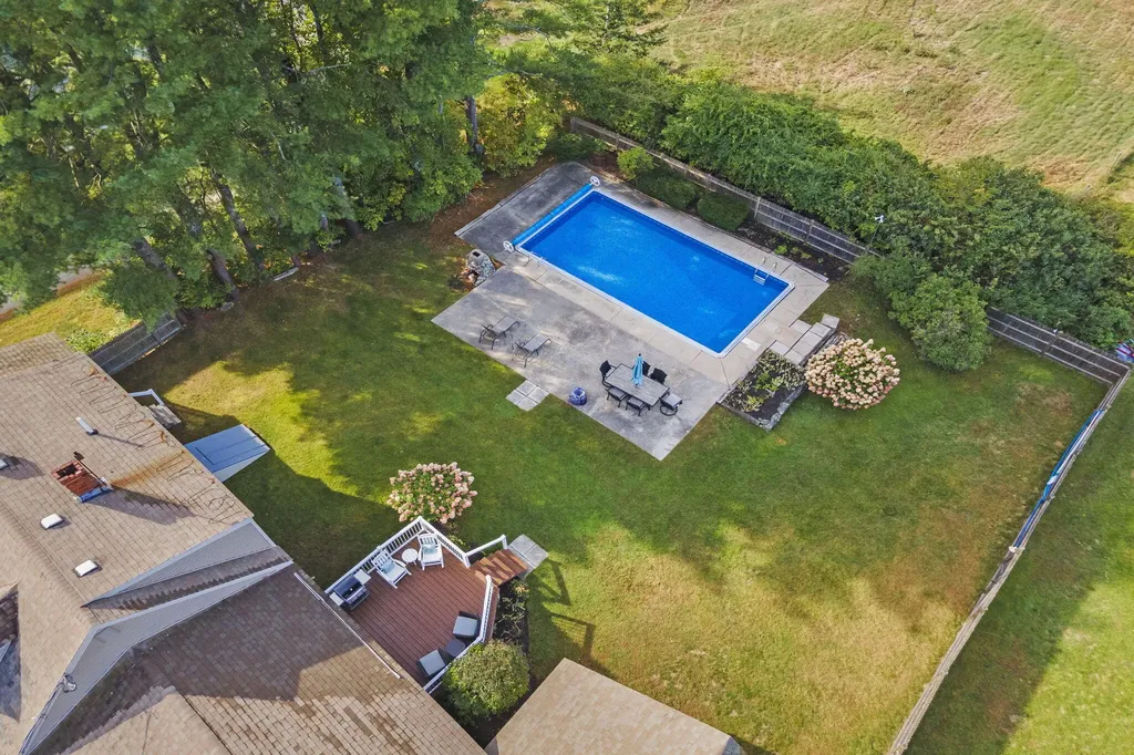 219 Black Point Road Scarborough ME 04074