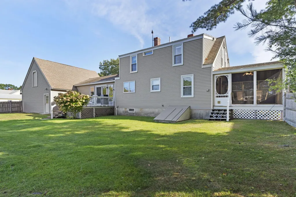 219 Black Point Road Scarborough ME 04074