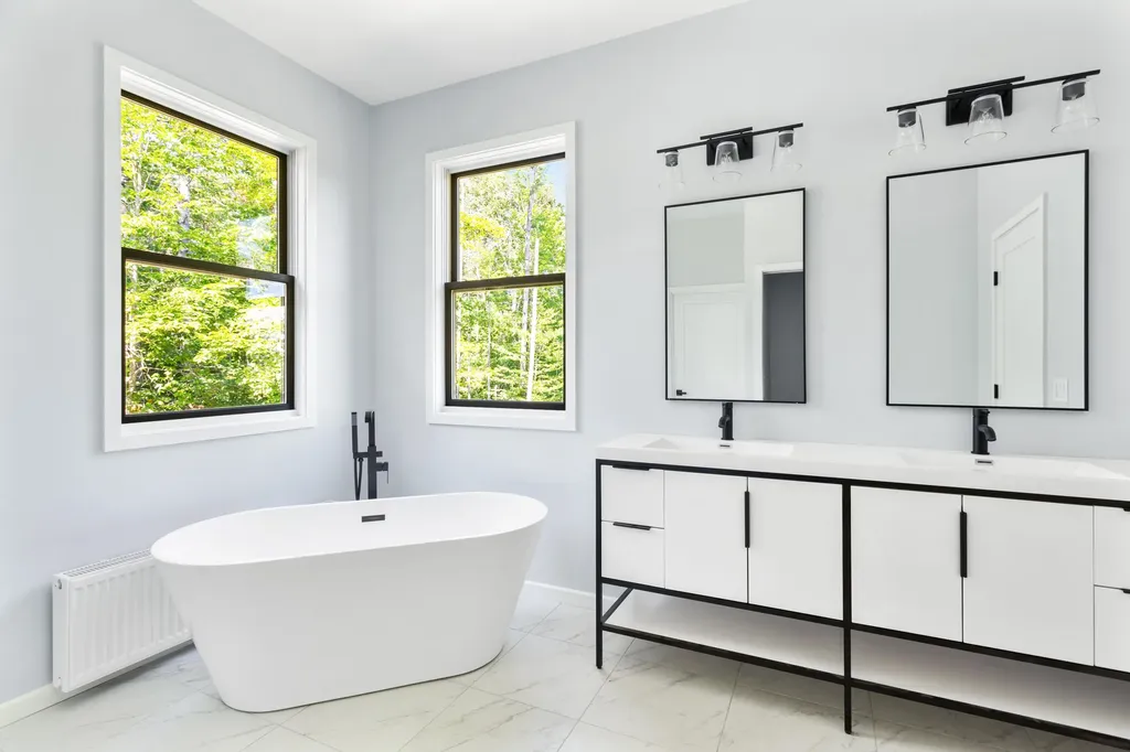 92 Park Street Rockport ME 04856