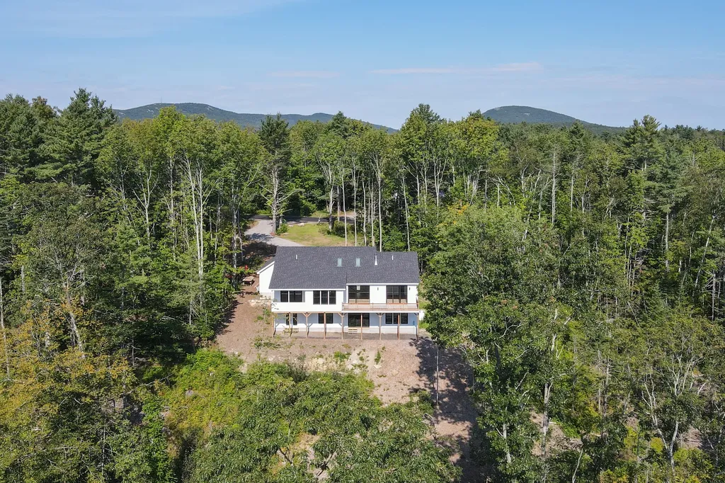 92 Park Street Rockport ME 04856