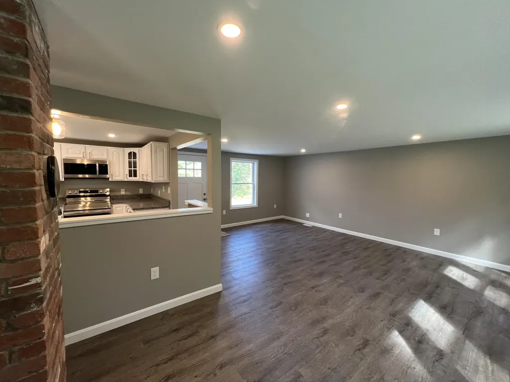 365 Whitefield Road Pittston ME 04345
