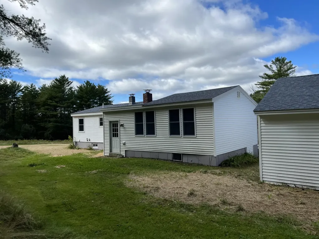 365 Whitefield Road Pittston ME 04345
