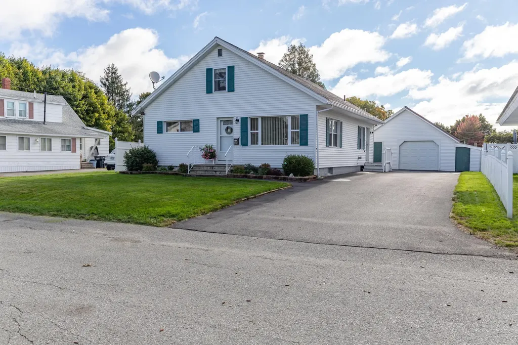 46 Carver Street Bangor ME 04401
