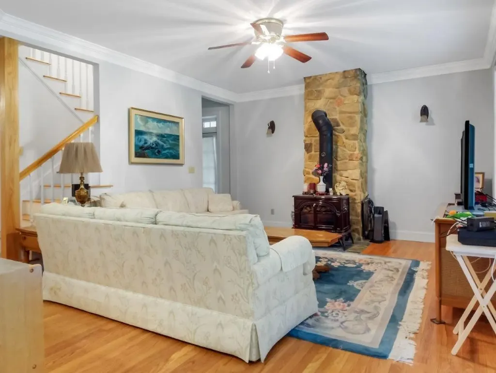 226 East Pittston Road Pittston ME 04345