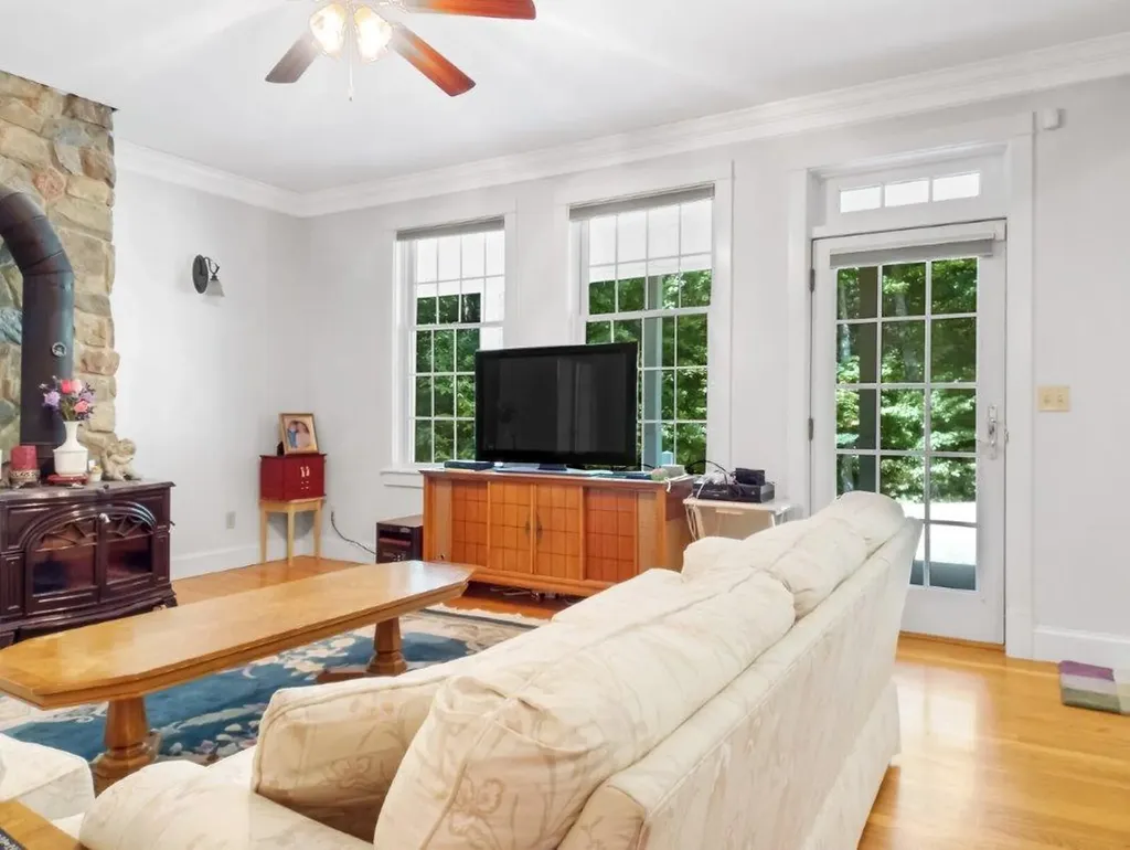 226 East Pittston Road Pittston ME 04345