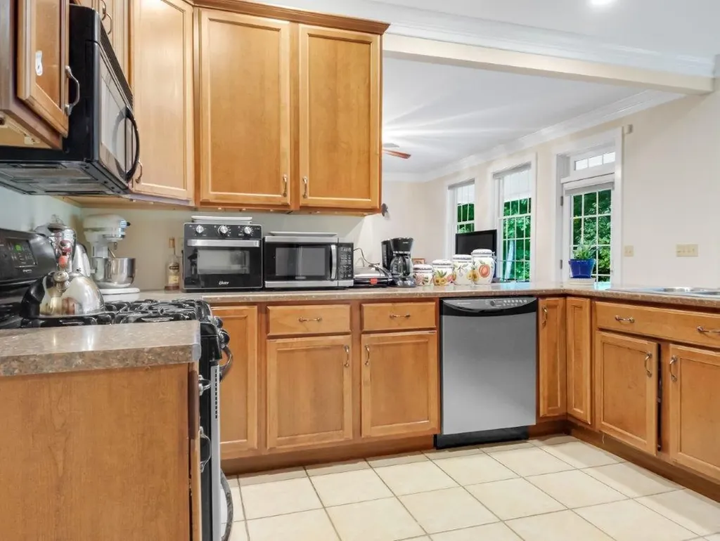 226 East Pittston Road Pittston ME 04345