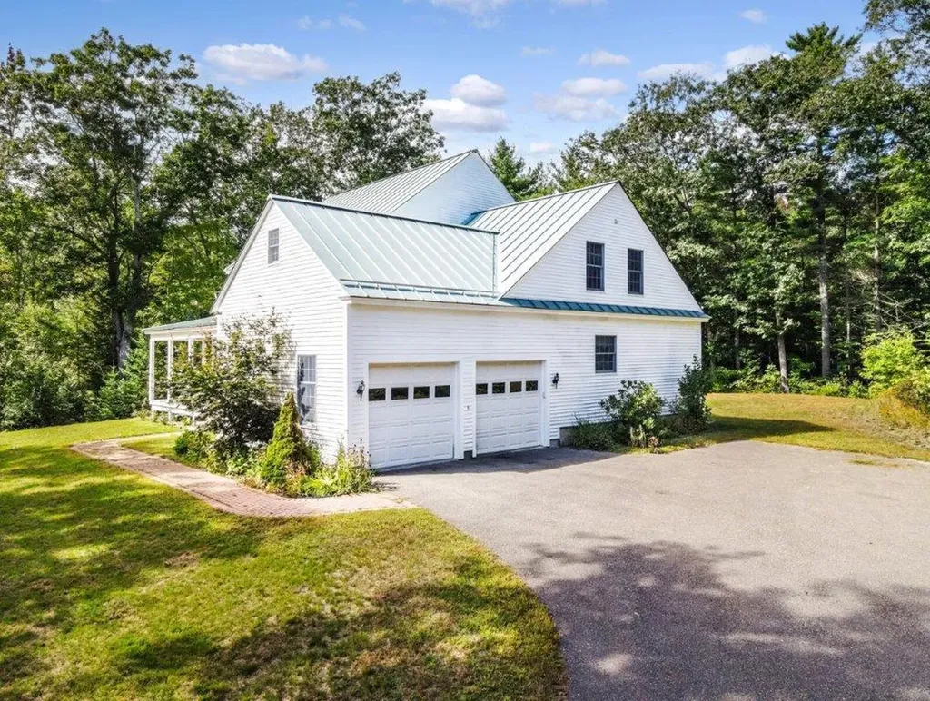 226 East Pittston Road Pittston ME 04345