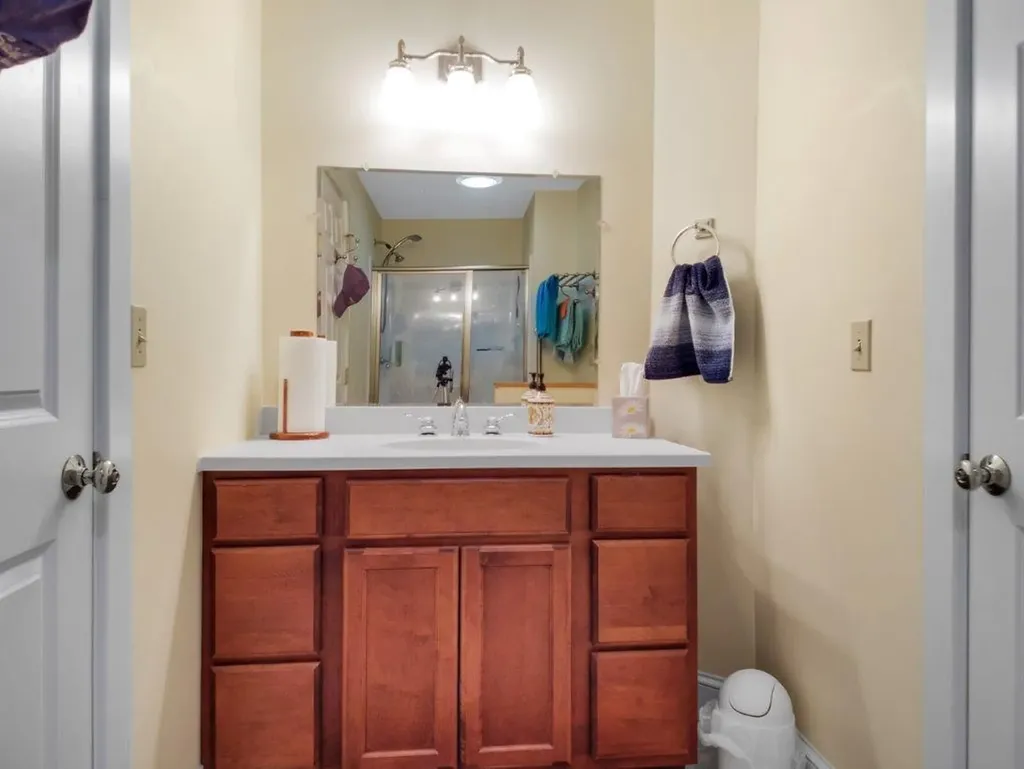 226 East Pittston Road Pittston ME 04345