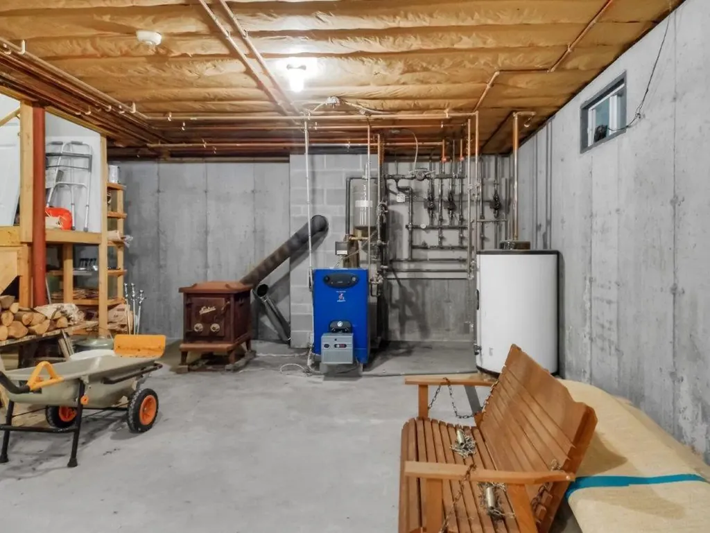 226 East Pittston Road Pittston ME 04345
