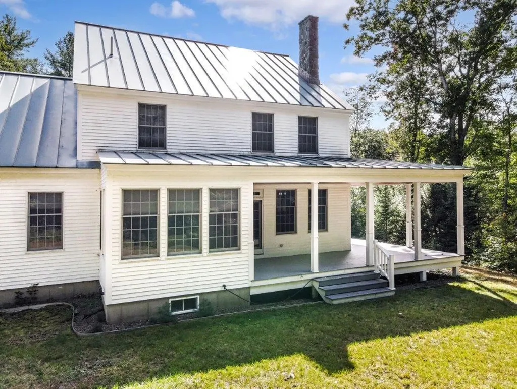 226 East Pittston Road Pittston ME 04345
