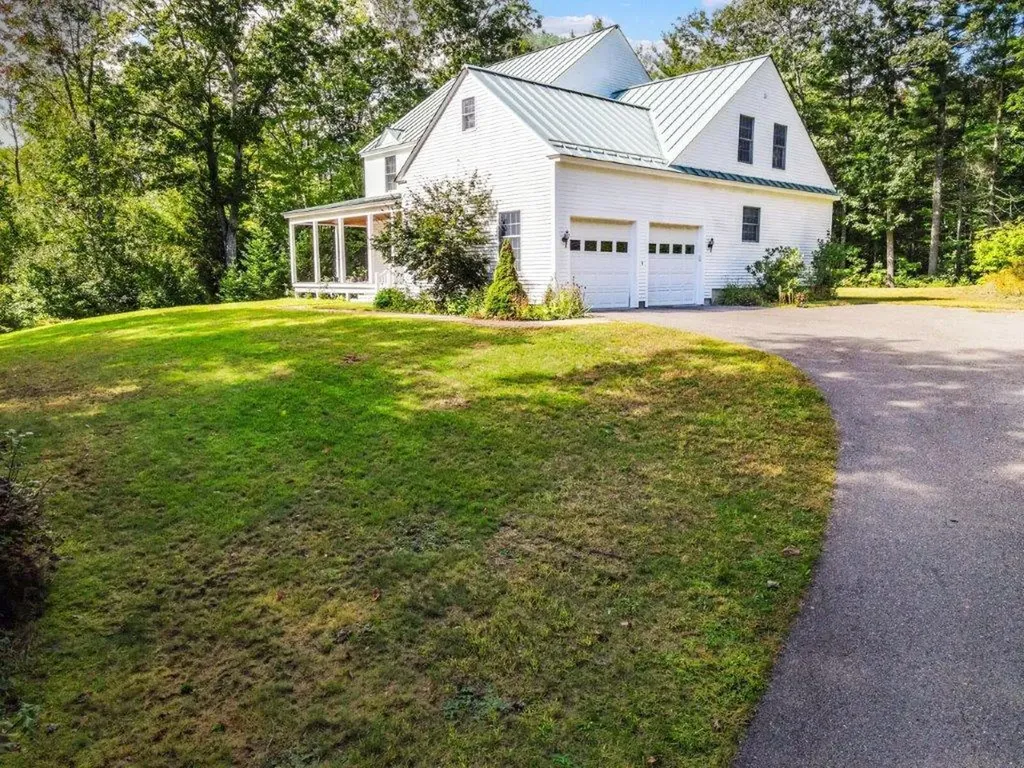 226 East Pittston Road Pittston ME 04345