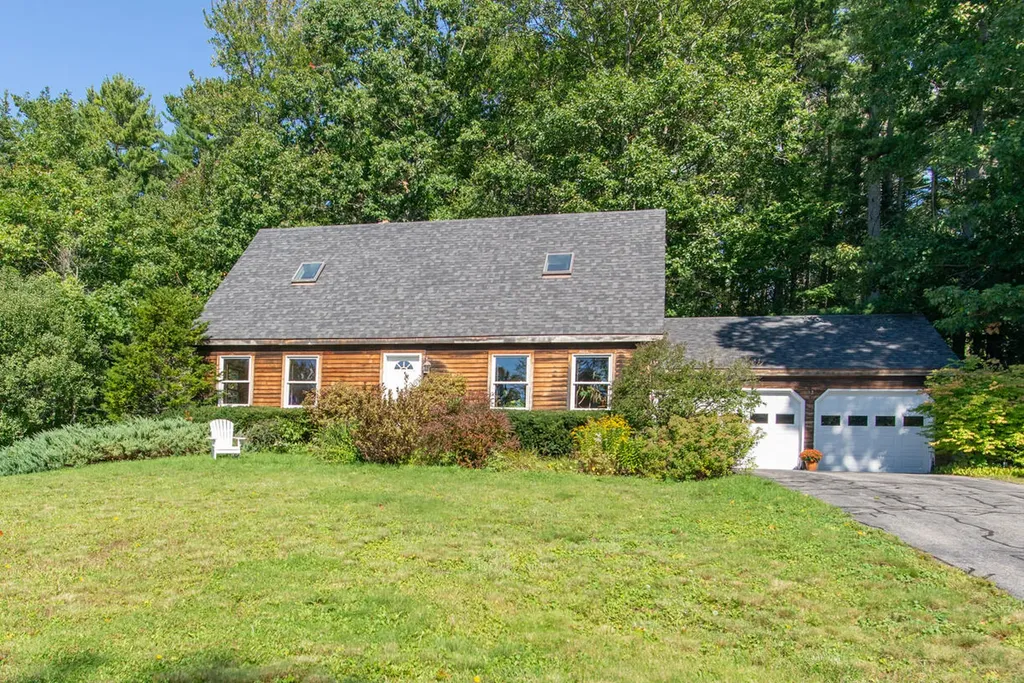 32 Evergreen Farms Road Scarborough ME 04074