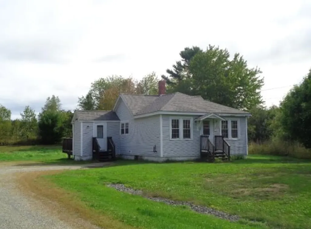 31 N. Main Street Cherryfield ME 04622