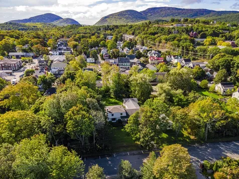 128 West Street Bar Harbor ME 04609
