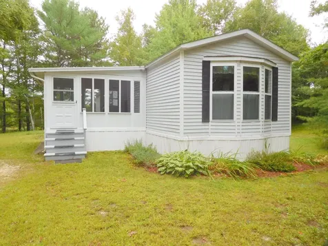 45 Vickery Road Auburn ME 04210