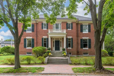 2 Thomas Street Portland ME 04102