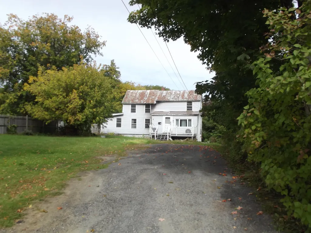 13 Kelsey Street Waterville ME 04901