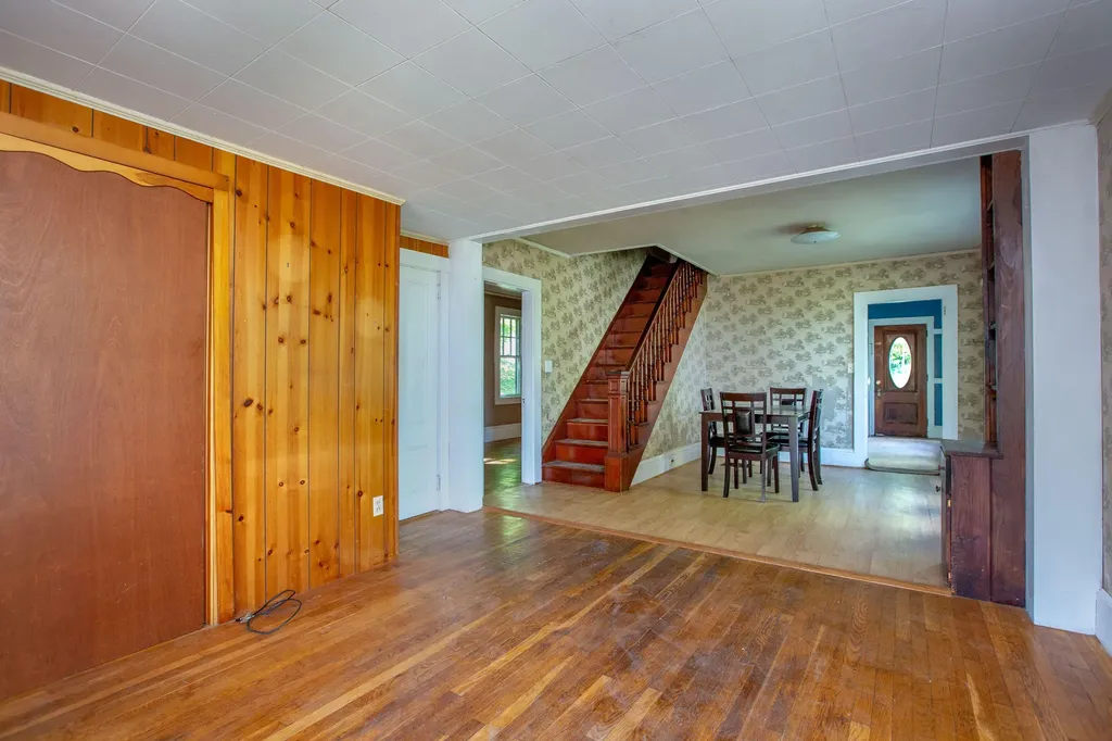 6 Churchill Street Wiscasset ME 04578