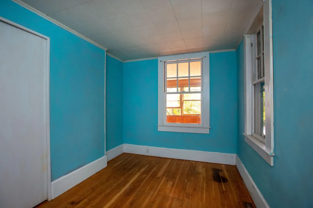 6 Churchill Street Wiscasset ME 04578