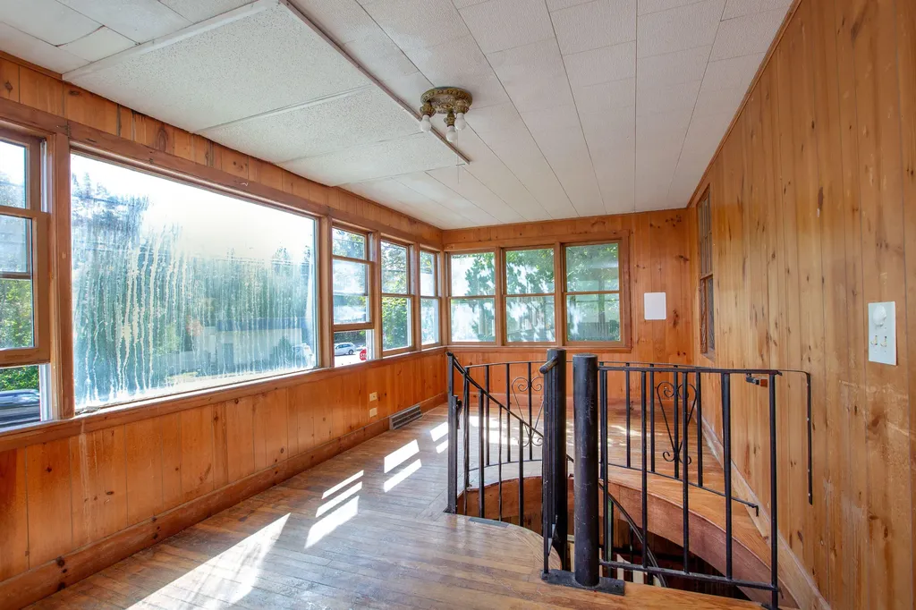 6 Churchill Street Wiscasset ME 04578