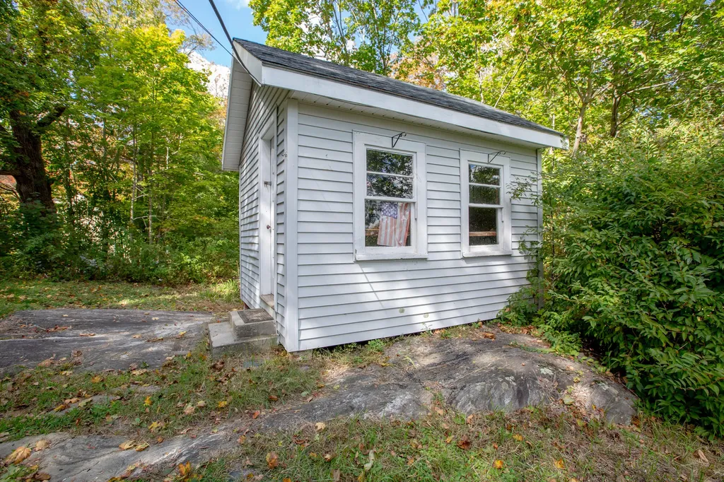 6 Churchill Street Wiscasset ME 04578