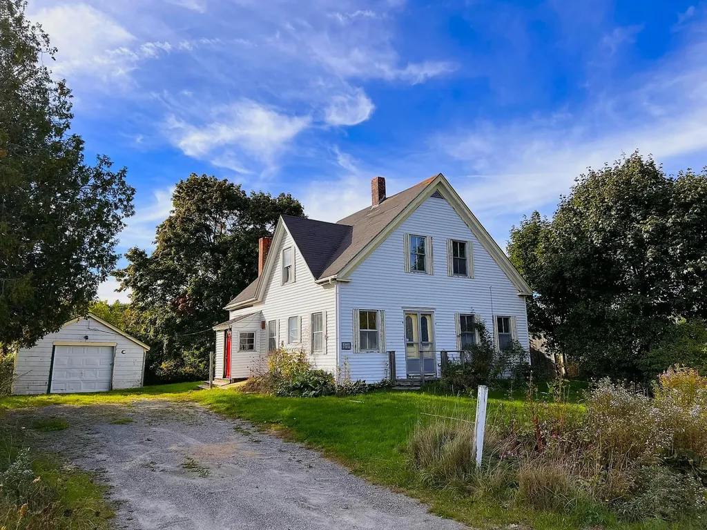 156 Beechwood Street Thomaston ME 04861